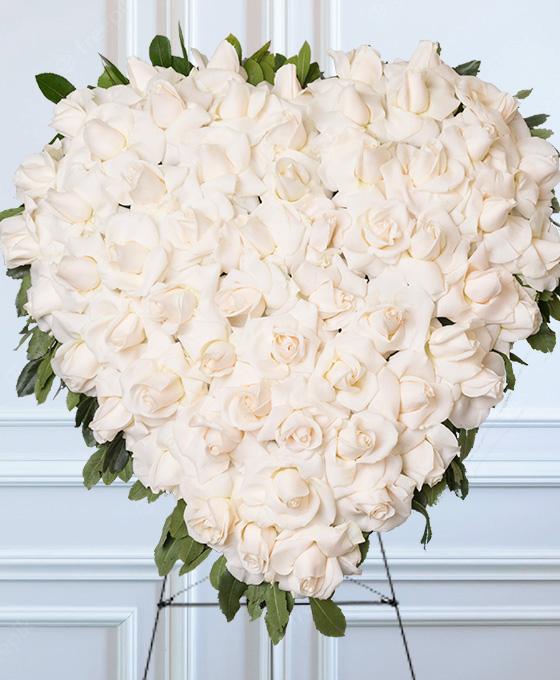 Corazón Funerario de Rosas Blancas para Tanatorios en Hospitalet