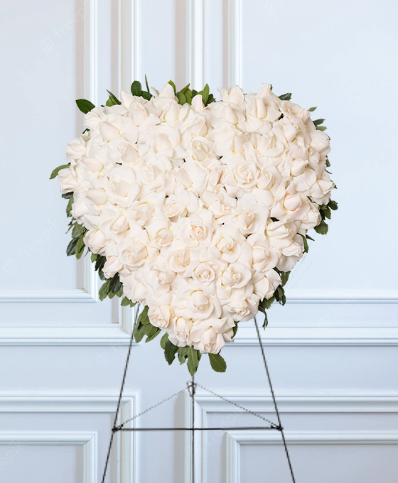 Corazón Funerario de 36 Rosas Blancas con Envío Urgente a Tanatorios en Hospitalet