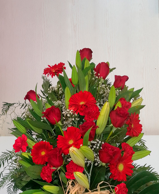 Ramo Funerario Rojo para Difuntos en Hospitalet, Rosas para Funeral en Llobregat