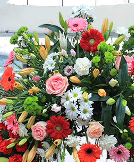 Corona Funeraria de Clavel Rojo en Hospitalet