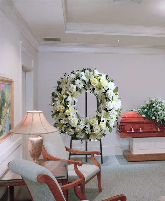 Comprar Coronas Funeraias en Hospitalet, Envío de Flores a Tanatorios de Hospitalet