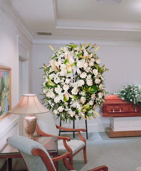 Coronas Funerarias Liliums Blancas para Difuntos en Hospitalet