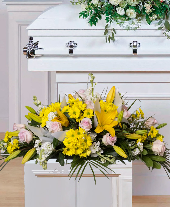 Palma de Rosas Amarillas para Difuntos en Hospitalet Floristería Tanatorio Hospitalet de Llobregat