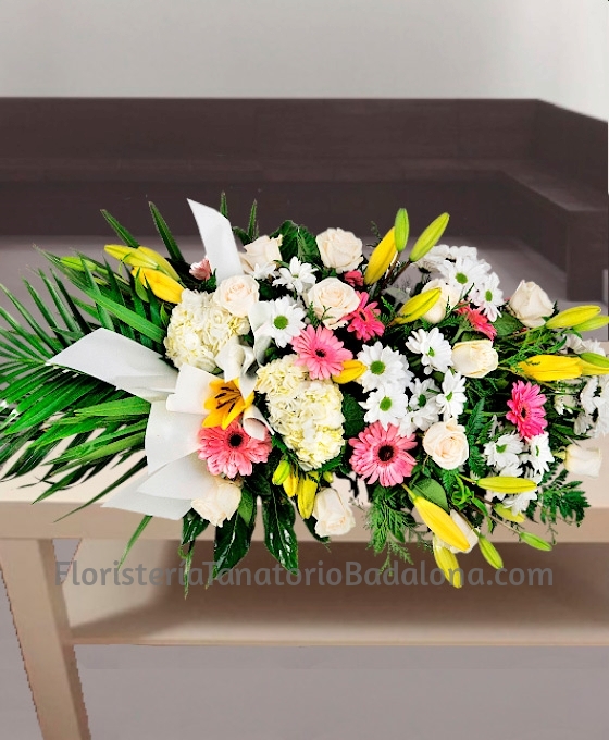 enviar centro de flores muy urgente para el Tanatorio de L'Hospitalet de Llobregat, Enviar flores para difuntos en L'Hospitalet de Llobregat, Mandar flores de funeral al Tanatorio de L'Hospitalet de Llobregat