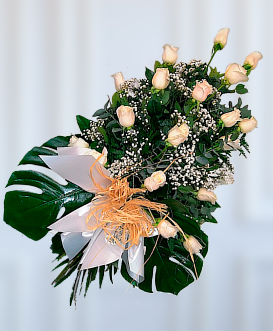 Rosas Blancas Funerarias para Tanatorios en Hospitalet, Flores de Condolencias Fúnebres